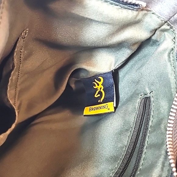 Browning Conceal and Carry Purse. New no tags. - Picture 10 of 13